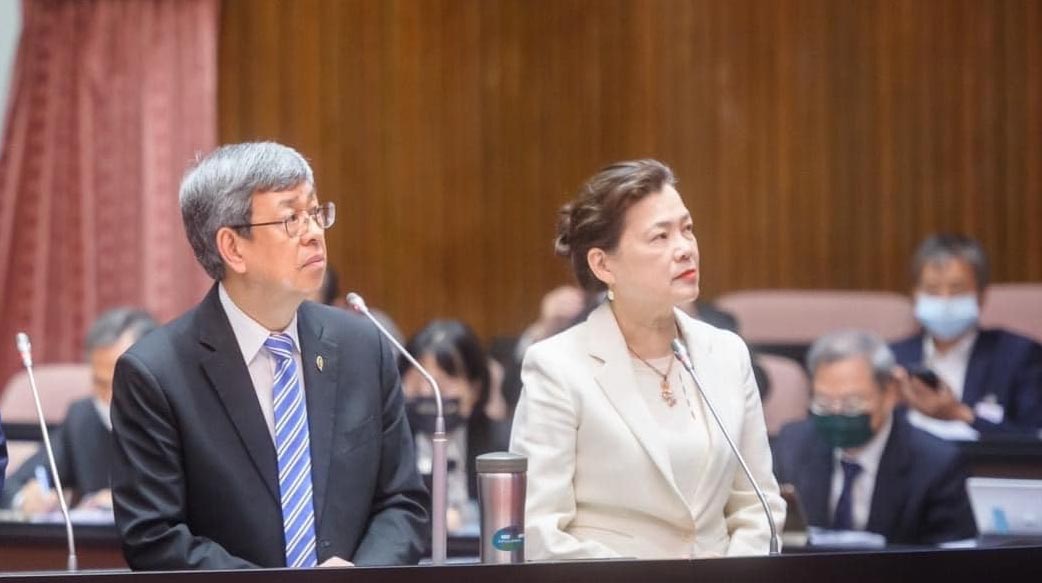 權力擴張還是真改革？立法院電費凍漲動議之探討