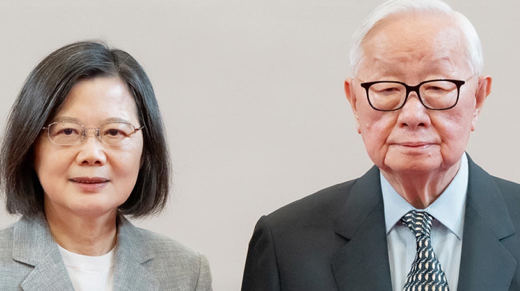 張忠謀老矣APEC誰來接棒