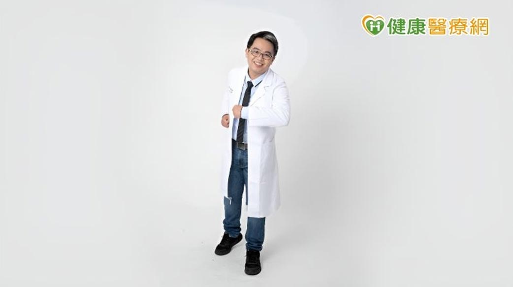 迷信偏方，擔心西藥副作用堅持骨質疏鬆不用藥　鹿港50歲女髖部膝蓋全骨折