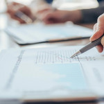 人陷害制度   論公務人員考績制度人為之弊