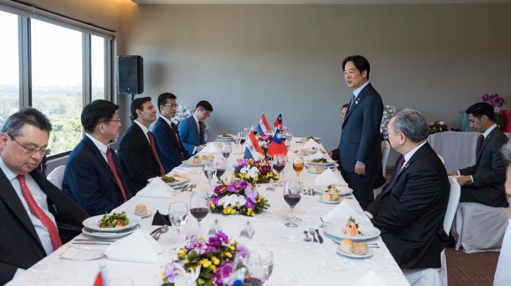 小眼睛的背後是我吃定台灣外交困境