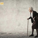 「身體3狀況」是骨鬆警訊！腰痠背痛入列　醫急籲：65歲女性必做骨密檢測