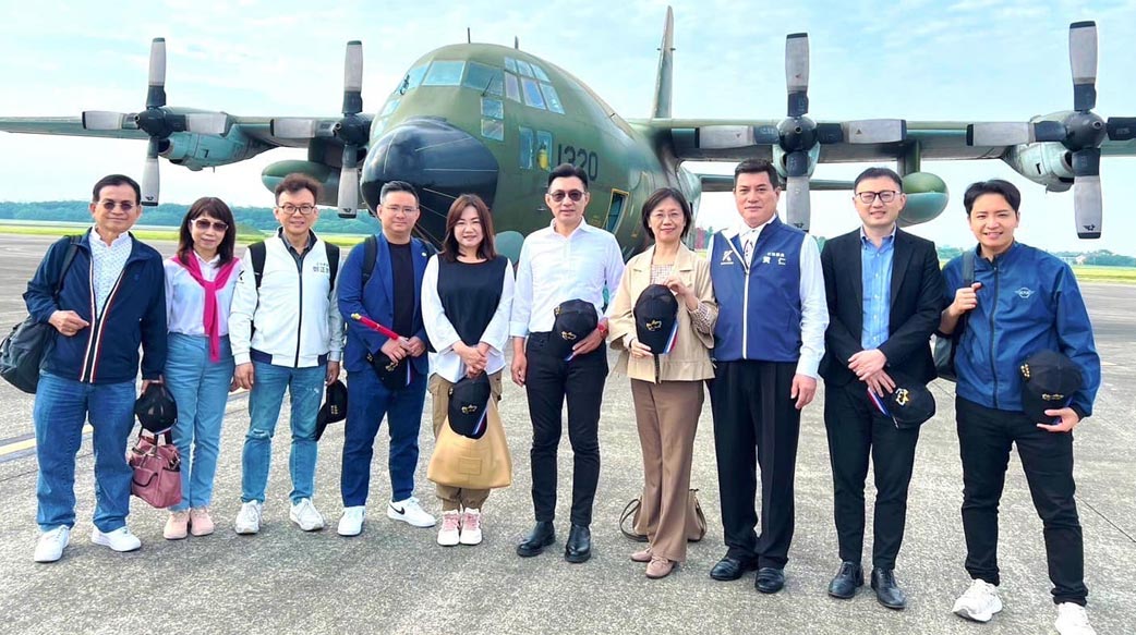 藍白立委太平島千里考察之行有志竟成