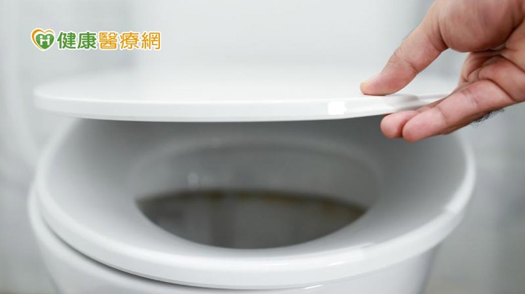 從大便顏色了解腸胃道疾病　4顏色是「警訊」快自我檢視！