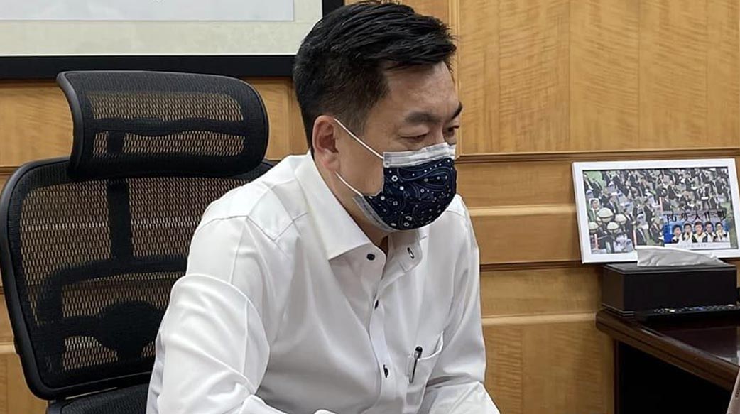 政治辦案的司法該加加油了
