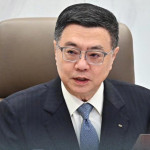 總預算不送出的「假面民主」