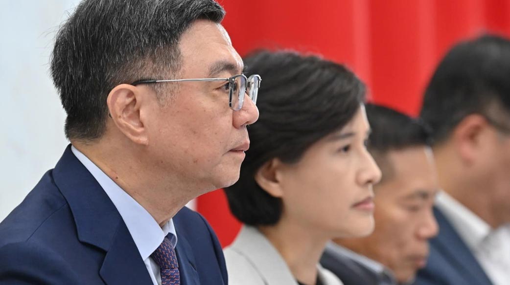 大手大腳編預算 何以讓民眾信服