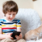 正確引導孩子使用手機和網路