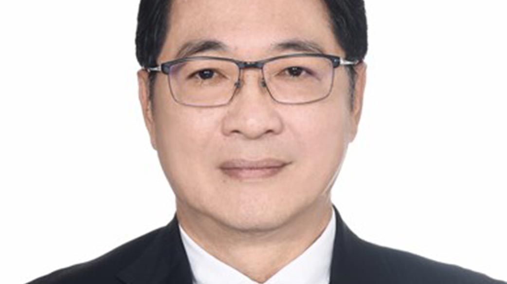 哪來的什麼充滿爭議？