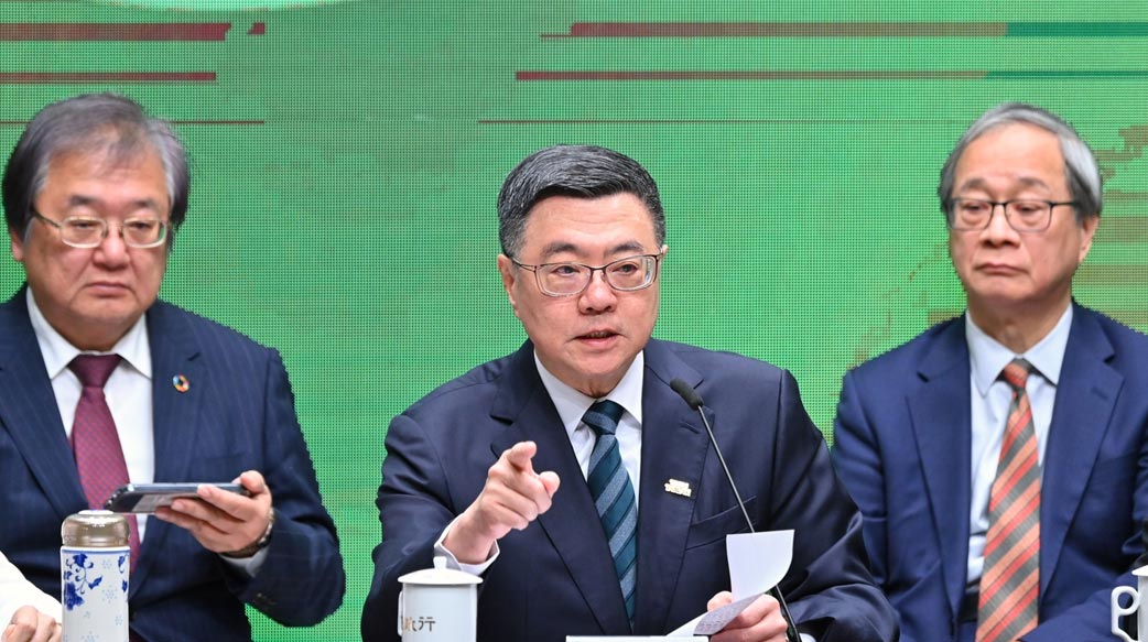 立院對幾個行政單位「宣傳費」胡編的大清洗，真是大快人心！