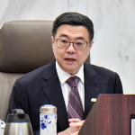 集體無病呻吟的中央總預算態度