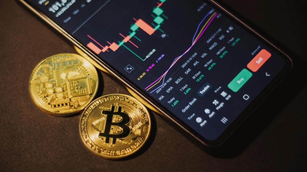 川普一聲高呼讓幣圈熱血沸騰，加密貨幣列戰略儲備為何如此重要？