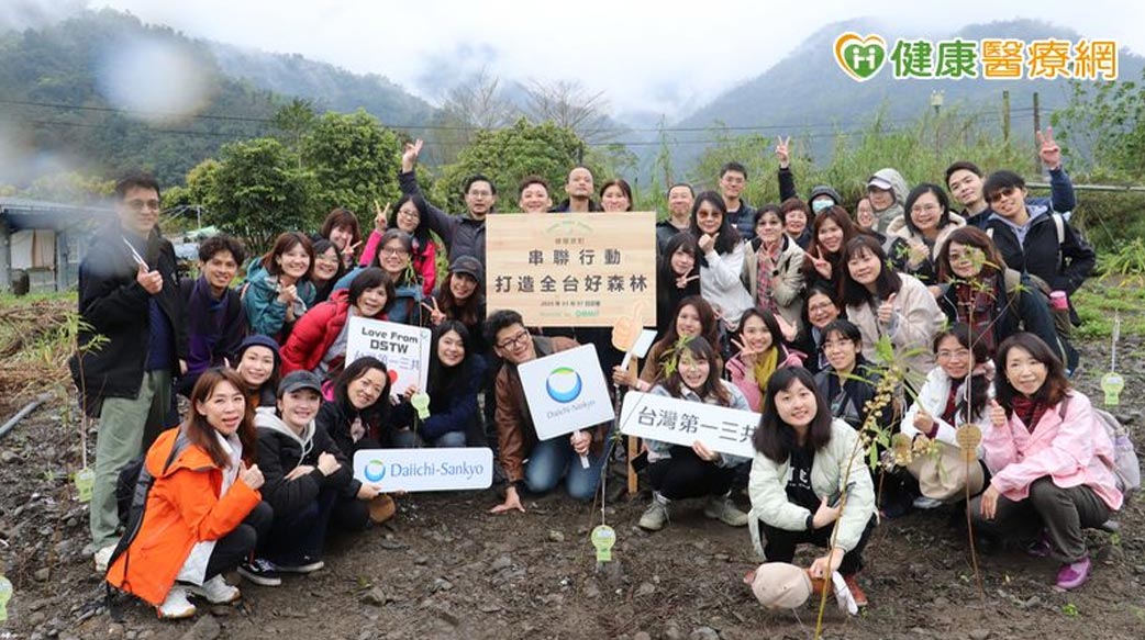 春日美好　手植希望　企業響應植樹活動