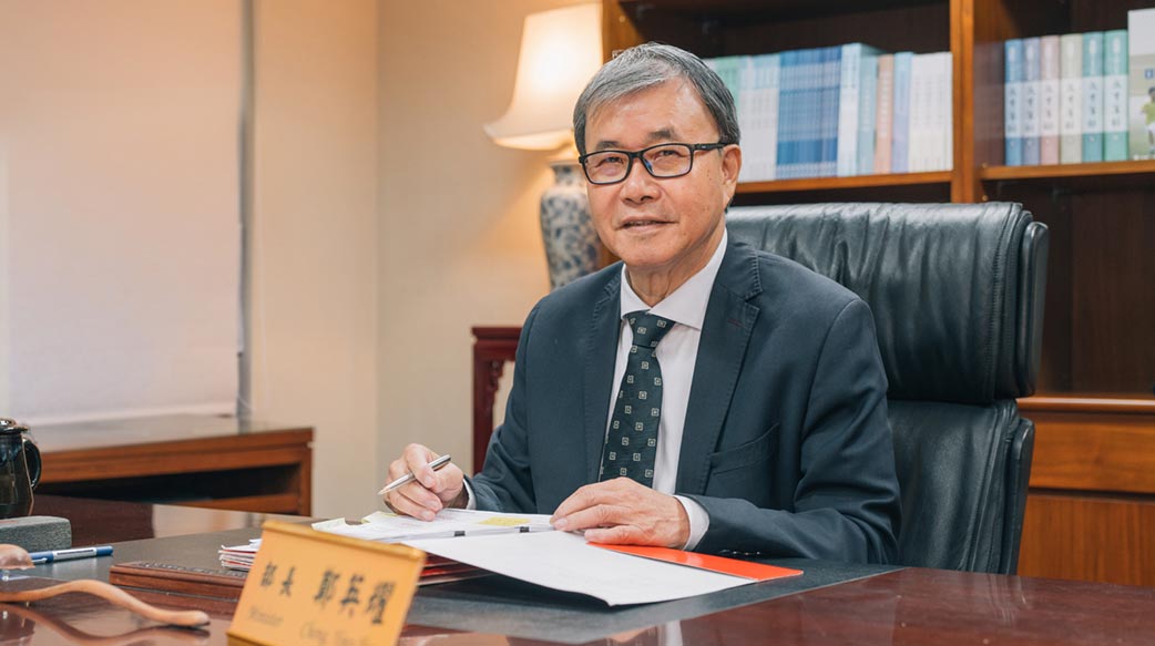 言論自由勿成遮羞布