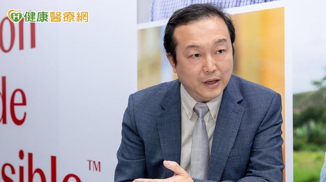 45歲男主管近視暴增700度！醫：成人度數增加注意「這眼疾」