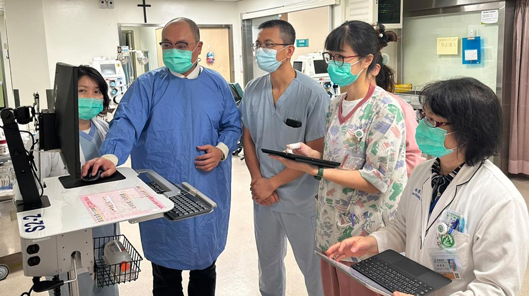 百袋血袋搶命5小時 彰基綠色隧道搶救康橋學校重創學生成功脫險