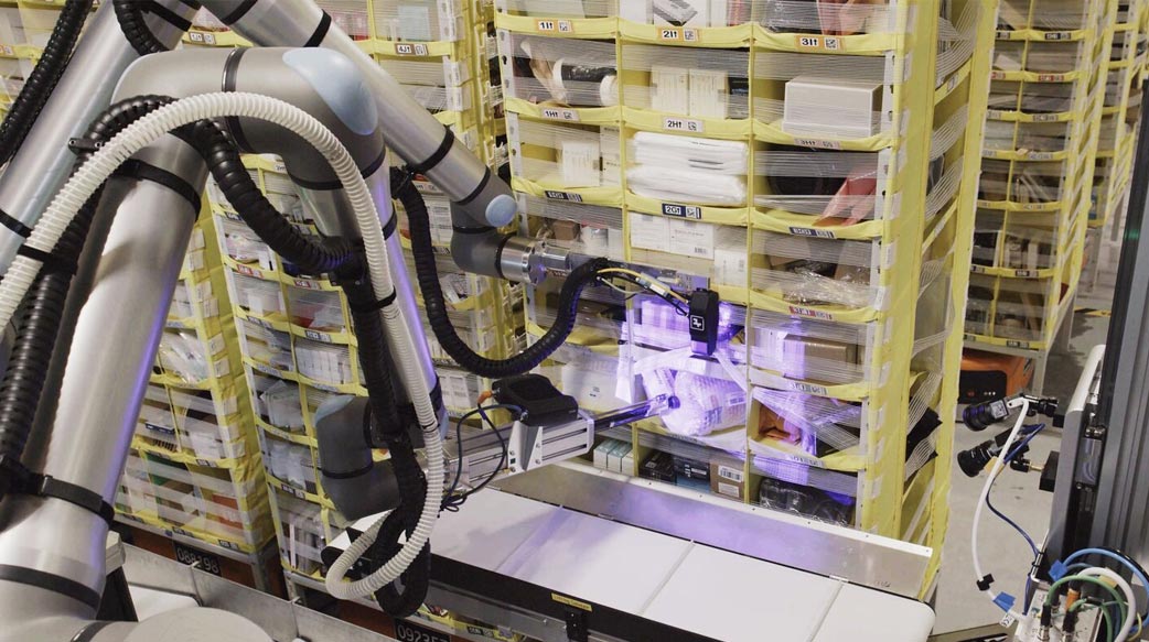 亞馬遜首款「有觸覺」的機器人 Vulcan 亮相！靠觸覺搞定 75% 物流中心商品