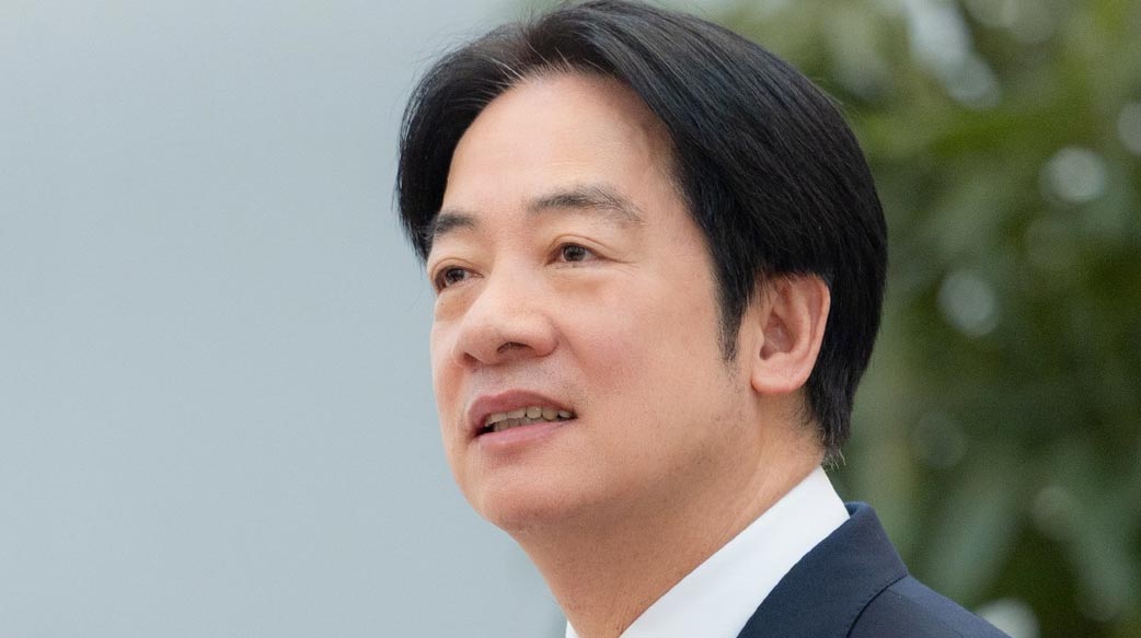 除去空談大話，只剩滿滿的違心之論