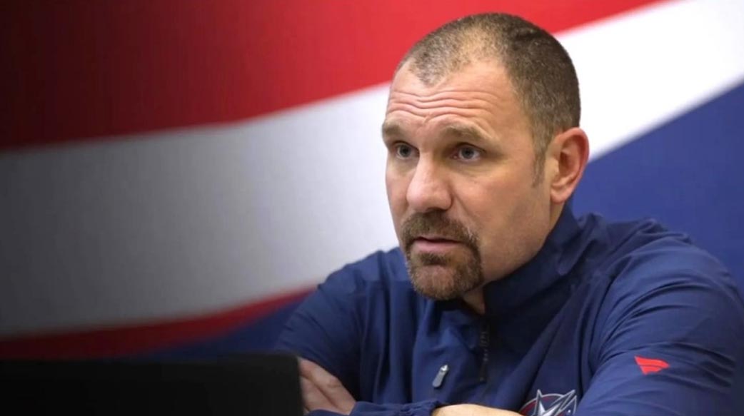 兩次癌症倖存者 加拿大冰球教練拉爾森仰望上帝