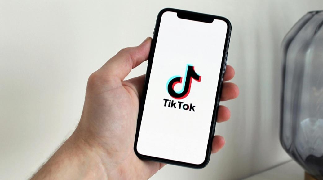 當牧師遇上TikTok 英國聖公會利用短影音向年輕人傳福音