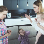 後母管教小孩遭生母提告