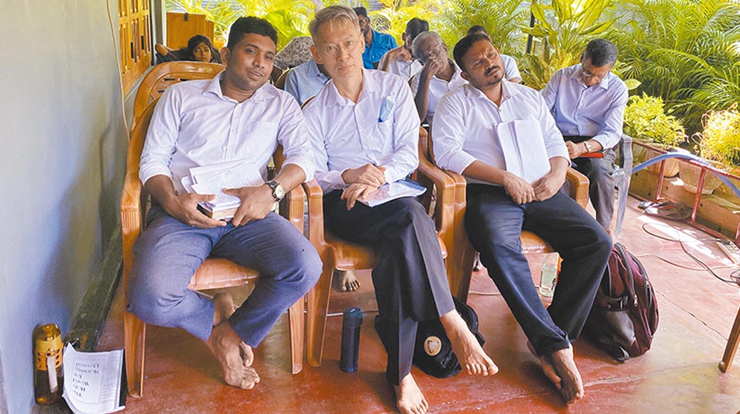 內戰的倖存者：一位青年的腳蹤與香氣