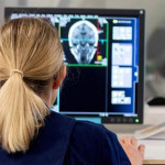 「疾病從不是毫無預警」英國打造數十萬人生物樣本庫，影像數據訓練模型攔截健康危機