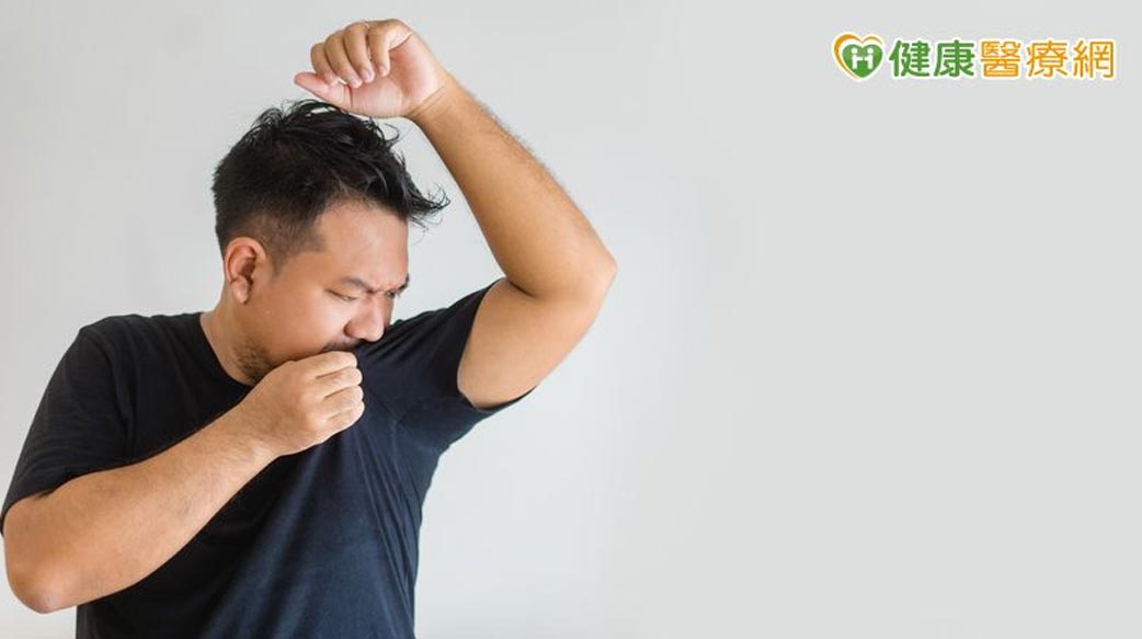 夏天怕變「臭臭人」？食藥署列止汗劑使用3重點　用太多汗堵住恐傷身！