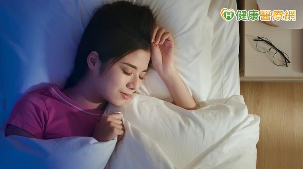 鬼剃頭、爆痘、膚色暗沉？中醫揭：靠美容覺重拾好氣色