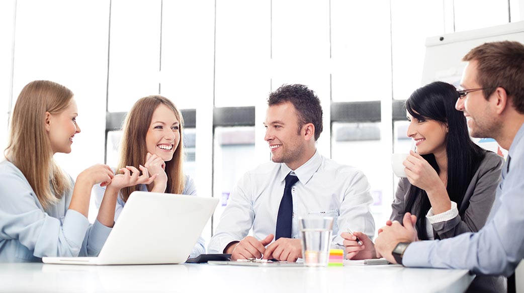 四個三天連續假 讓人思維周休三日的可行性