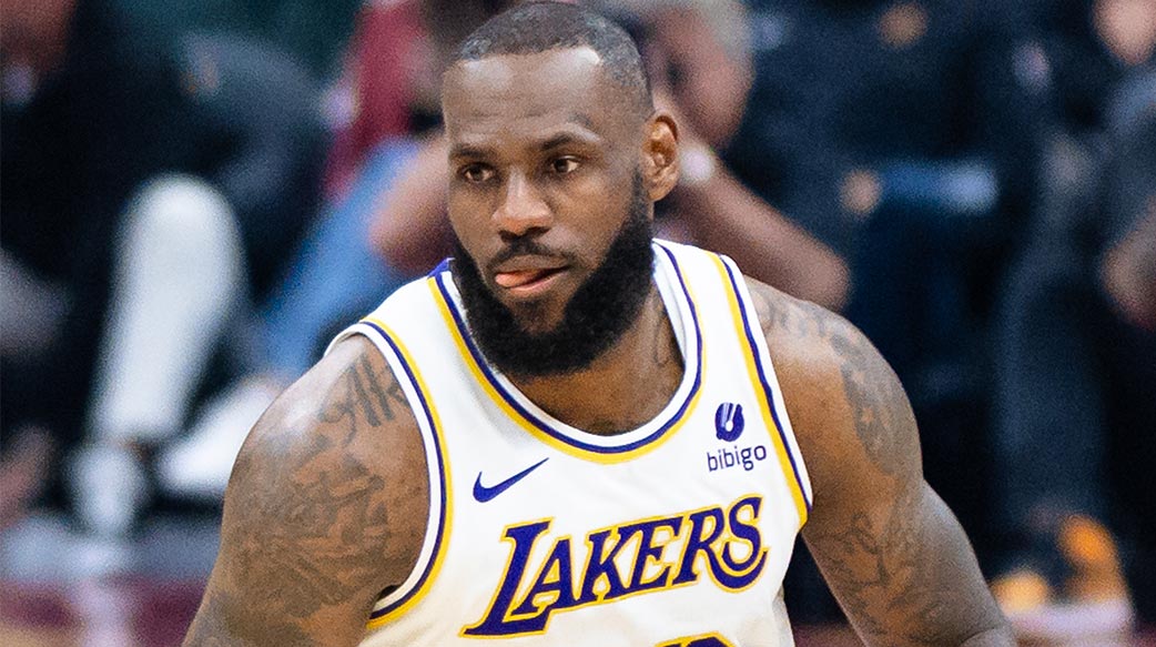 詹皇的重大決定不是退休，詐欺球迷嗎？