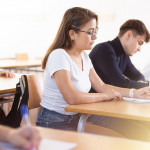 南韓大學入學考試將至，飛機停飛半小時