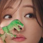 幸福二寶媽「玉兔」拍媽媽寶寶封面，與老公攝影棚甜蜜放閃！