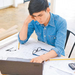 等候中的愛與信心：陪兒子等車返校的屬靈隨想