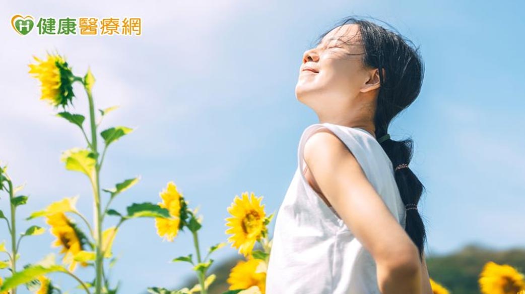 焦慮、憂鬱導致睡不著？「正念心理療法」教你按下人生暫停鍵