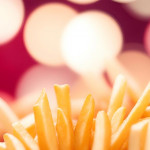 为何游客著迷于网红推荐的当地美食？