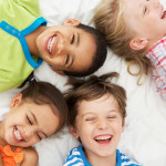 培养快乐孩子的两个关键方法