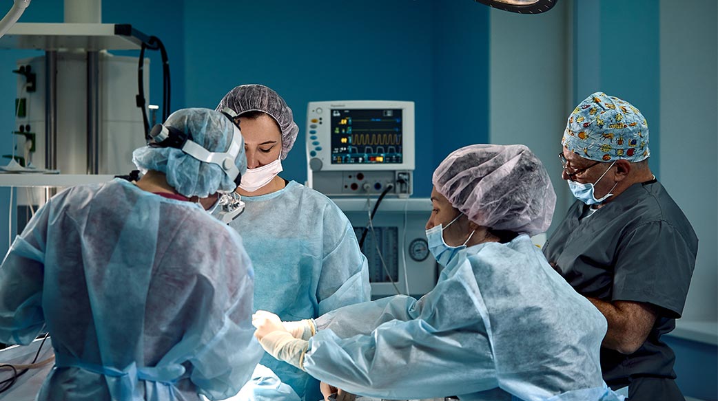 手术后急救不是终点 迅速启动康复治疗是维系生命关键