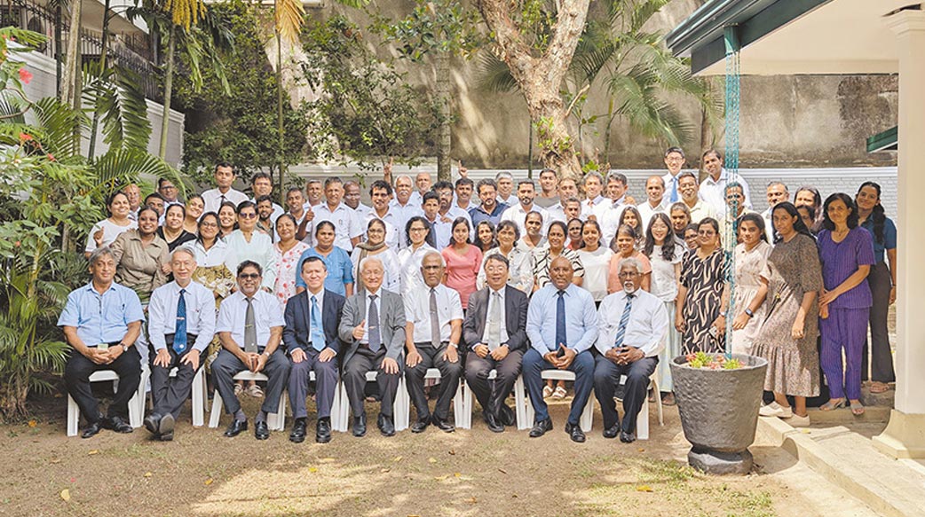 歷史的火烤，基督的香氣：一份斯里蘭卡便當的啟示