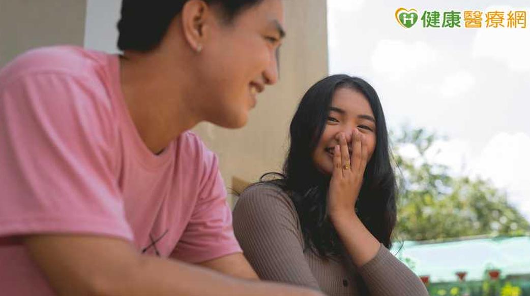 「我再Ven一次」跟中風有關？　醫：口音突變合併這些症狀要當心