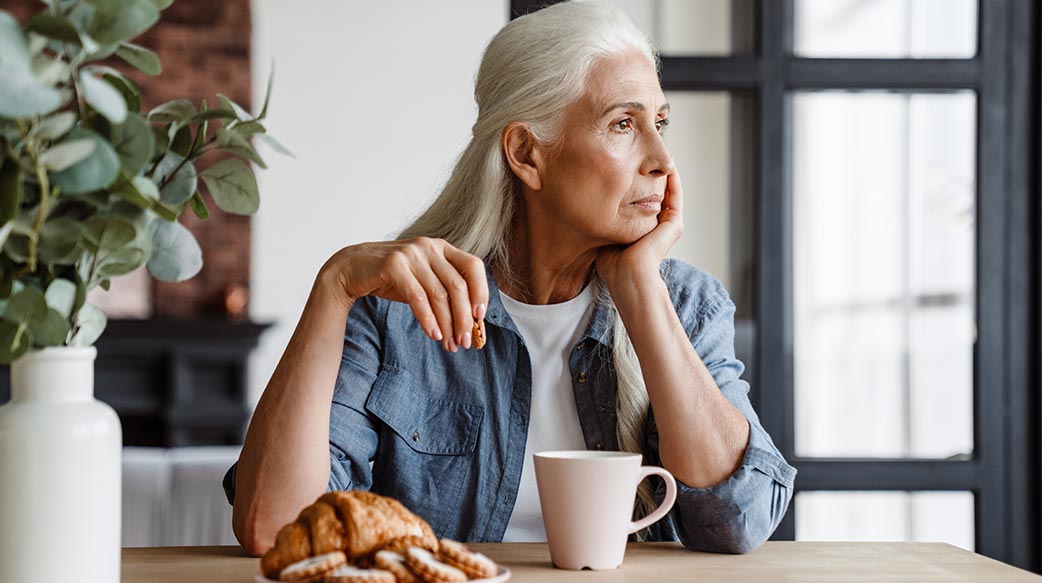 高龄妈妈是否会感到孤单？