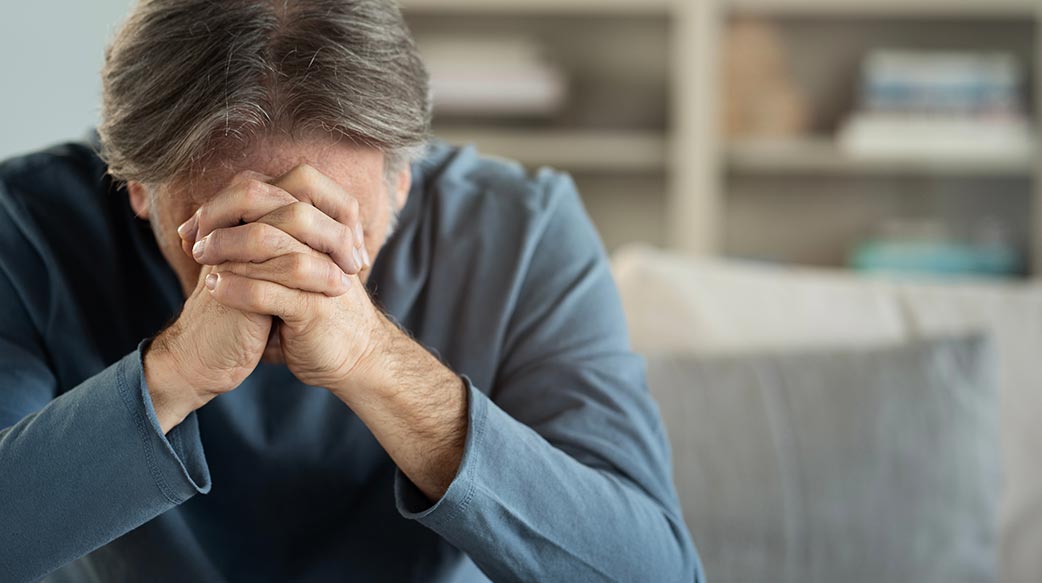 曾爷爷假失智？