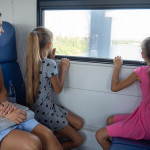 高鐵可試行歐洲火車的親子家庭車廂