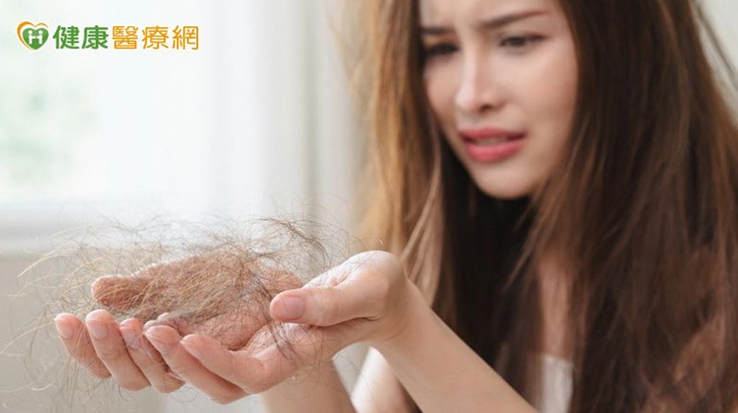 洗頭一把把掉髮？中醫談年輕族群落髮與壓力關聯