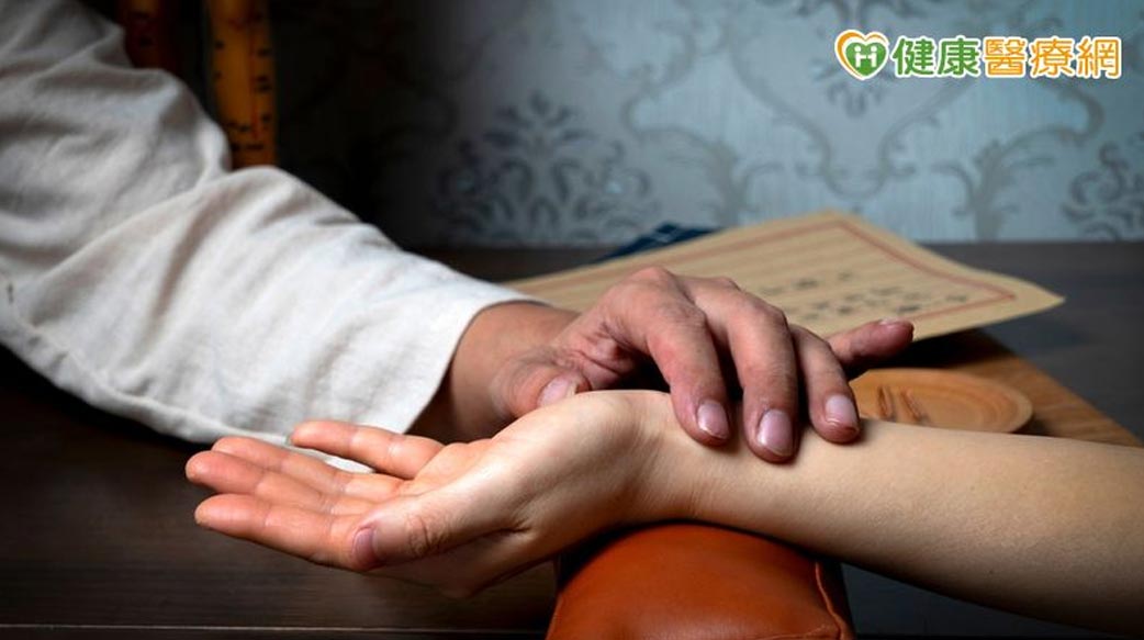 中醫介入「照顧整個人」！抗癌同時維持生活品質
