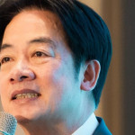 從媚日到戀殖的憲政驚悚：論國家領導人的認同迷航