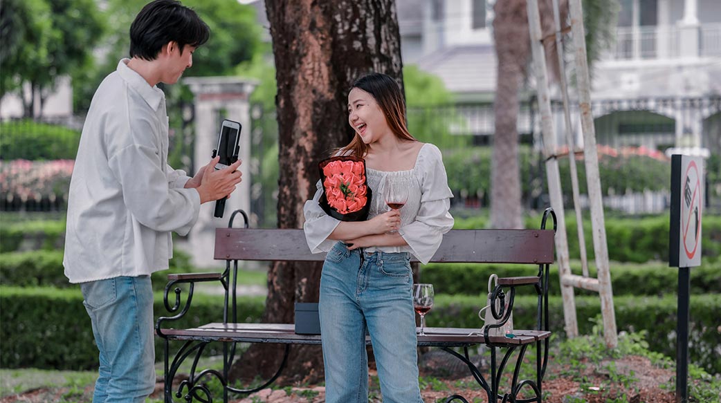 7秒钟凝视迸出爱的火花