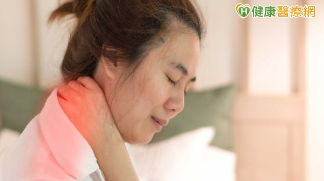 年輕女體檢揪出甲狀腺癌！良性結節免「全切」微創治療助保住功能