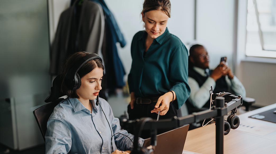 世界的外包工厂- 印度，可以赢过人工智能吗？