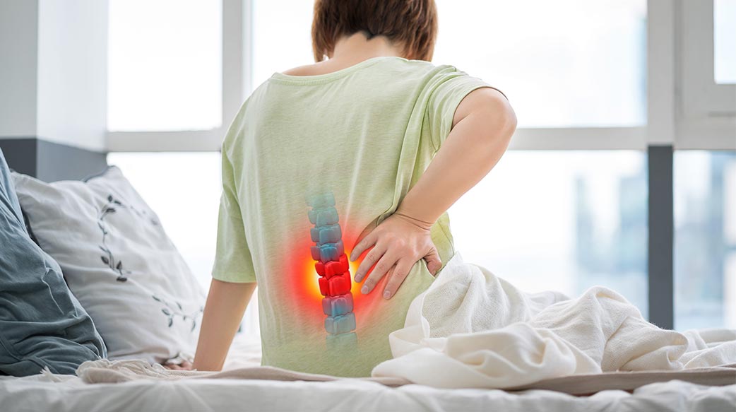 嵴椎压迫性骨折超痛！微创骨水泥灌注能找回行动自由